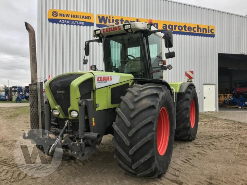 Bild CLAAS Xerion 3300